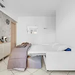 Zan20 Comfortable & Bright In - Great Location *