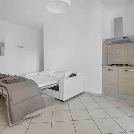 Zan20 Comfortable & Bright In - Great Location * Milan
